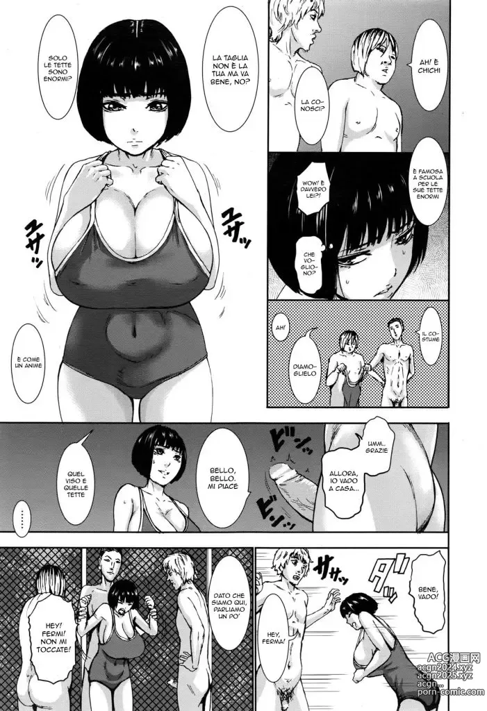 Page 11 of manga Il Costume è Troppo Piccolo