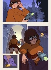 Velma and Daphne’s spooky night (Scooby-Doo)